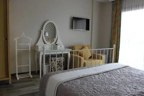 Niluefer Butik Otel (Adults Only) Ayvalı Hotel