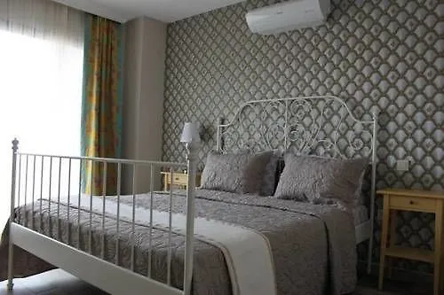 Niluefer Butik Otel (Adults Only) Ayvalı