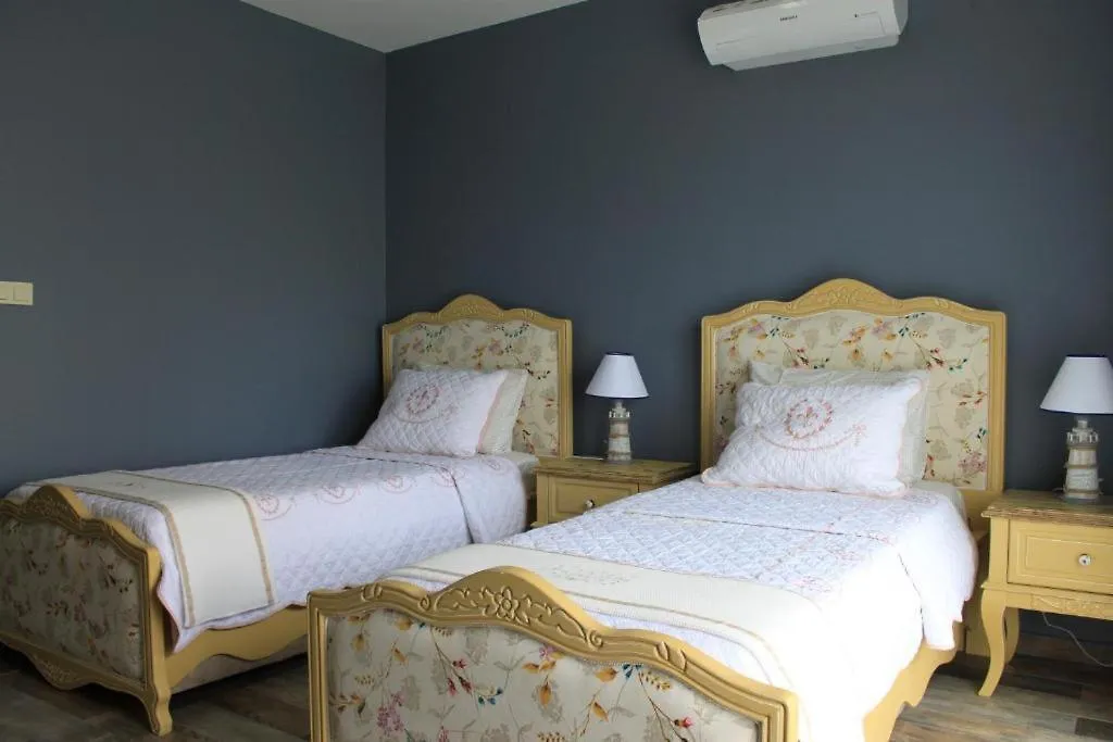 Niluefer Butik Otel (Adults Only) Ayvalı