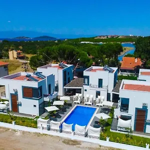 Cunda Rota Garden Hotel